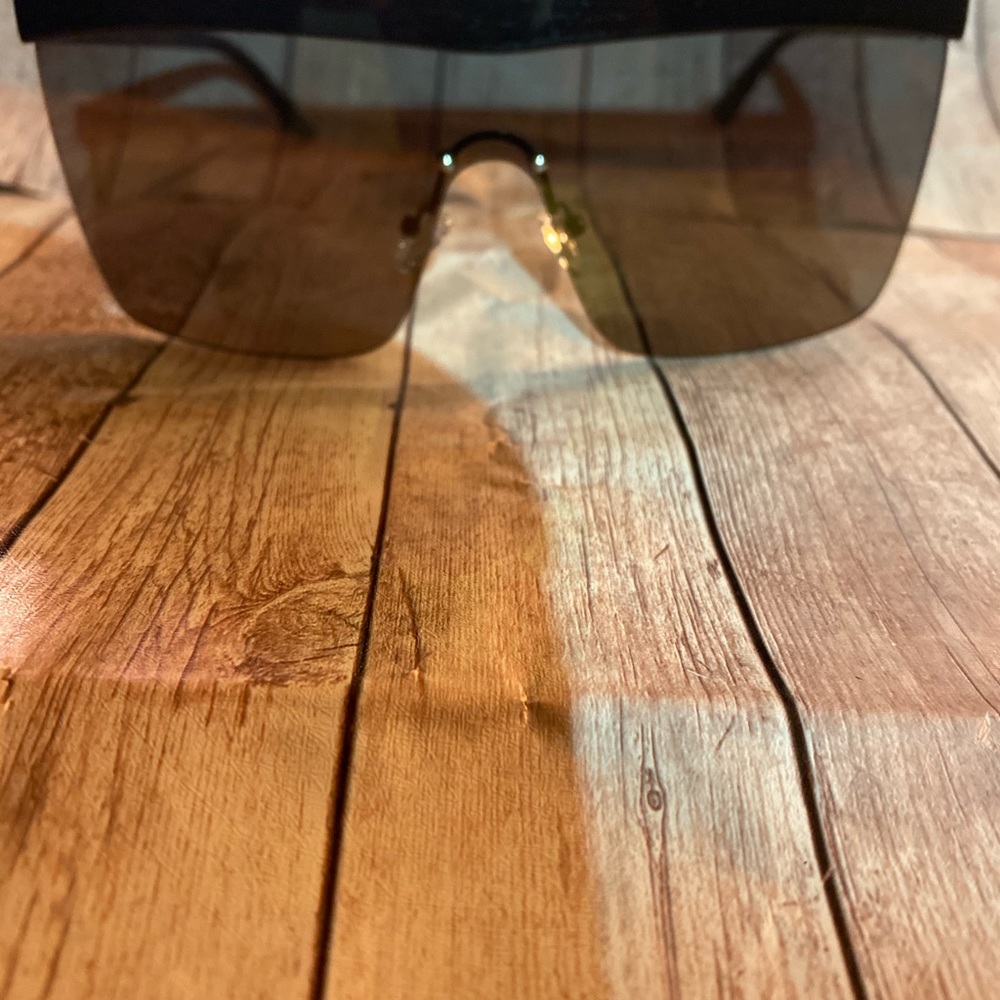 Fashion Nova Altered Vision Sunglasses NEW - Picture 2 of 3